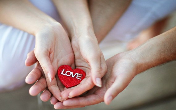Love Hands Valentine Day Picture