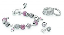Pandora Gift Valentine’s Day Photos